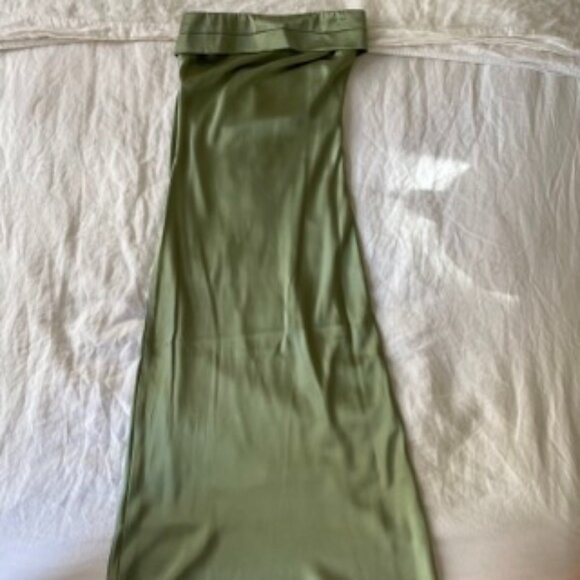 Maiah Sage Maxi Dress - Picture 2 of 5